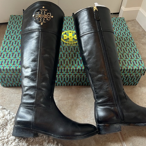 💕TORY BURCH💕 KIERNAN RIDING BOOTS IN BLACK CALF LEATHER w/ GOLD HARDWARE - Picture 6 of 13